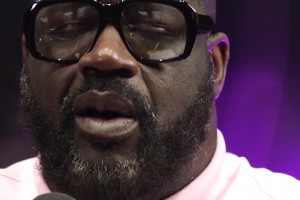 奥尼尔：我拿到第一笔大钱后 给我奶奶买了一栋50万大房子